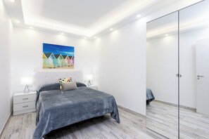 2 makuuhuonetta, silitysrauta/-lauta, Wi-Fi, vuodevaatteet