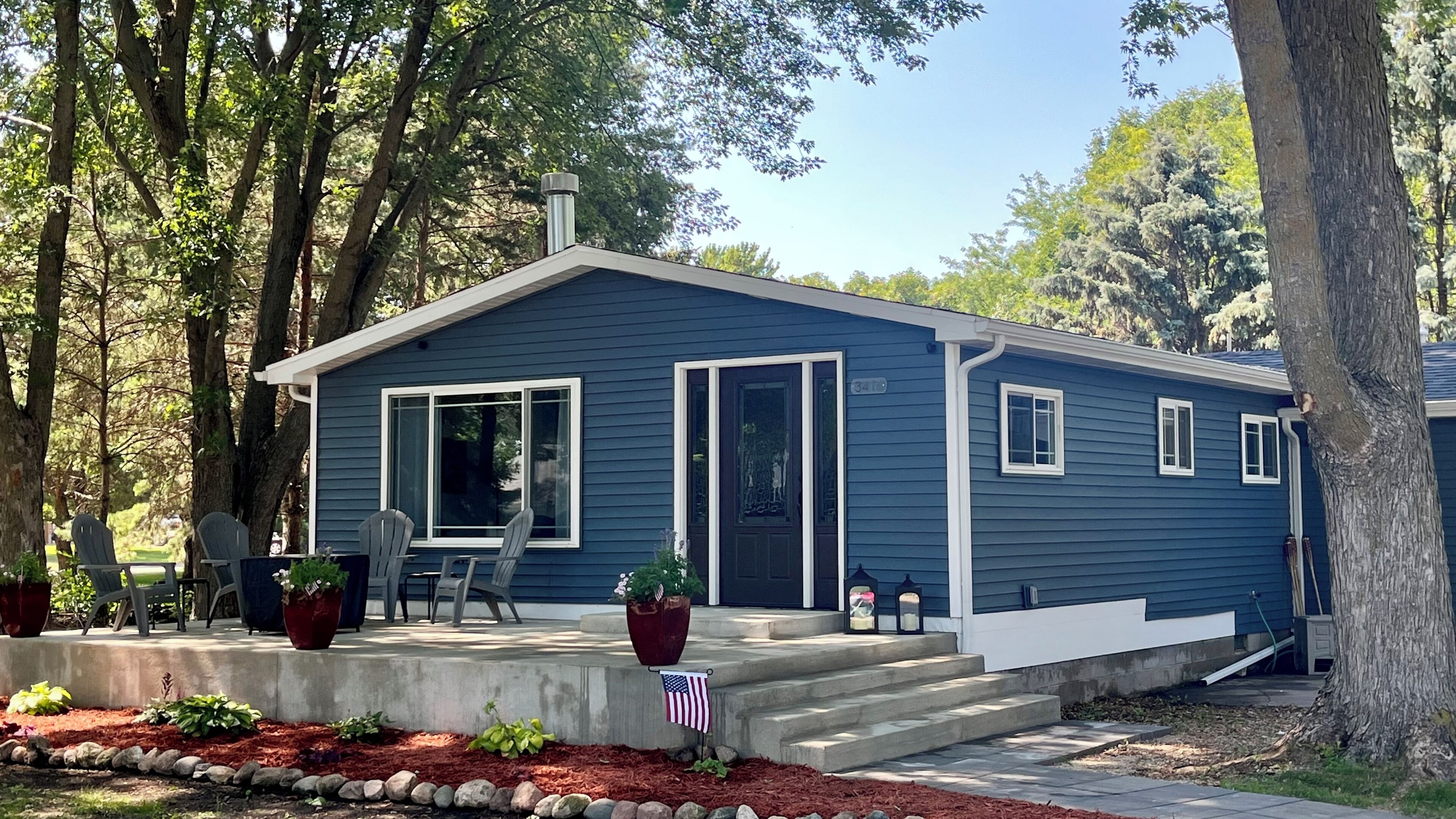Beautiful home on Clear Lake, just minutes from downtown and Surf District!