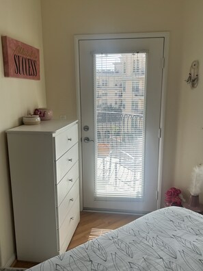 2 chambres, fer et planche à repasser, Wi-Fi, literie fournie