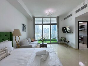 1 bedroom, desk, iron/ironing board, WiFi