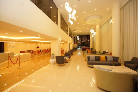 Lobby. Best Western Premier Dynasty