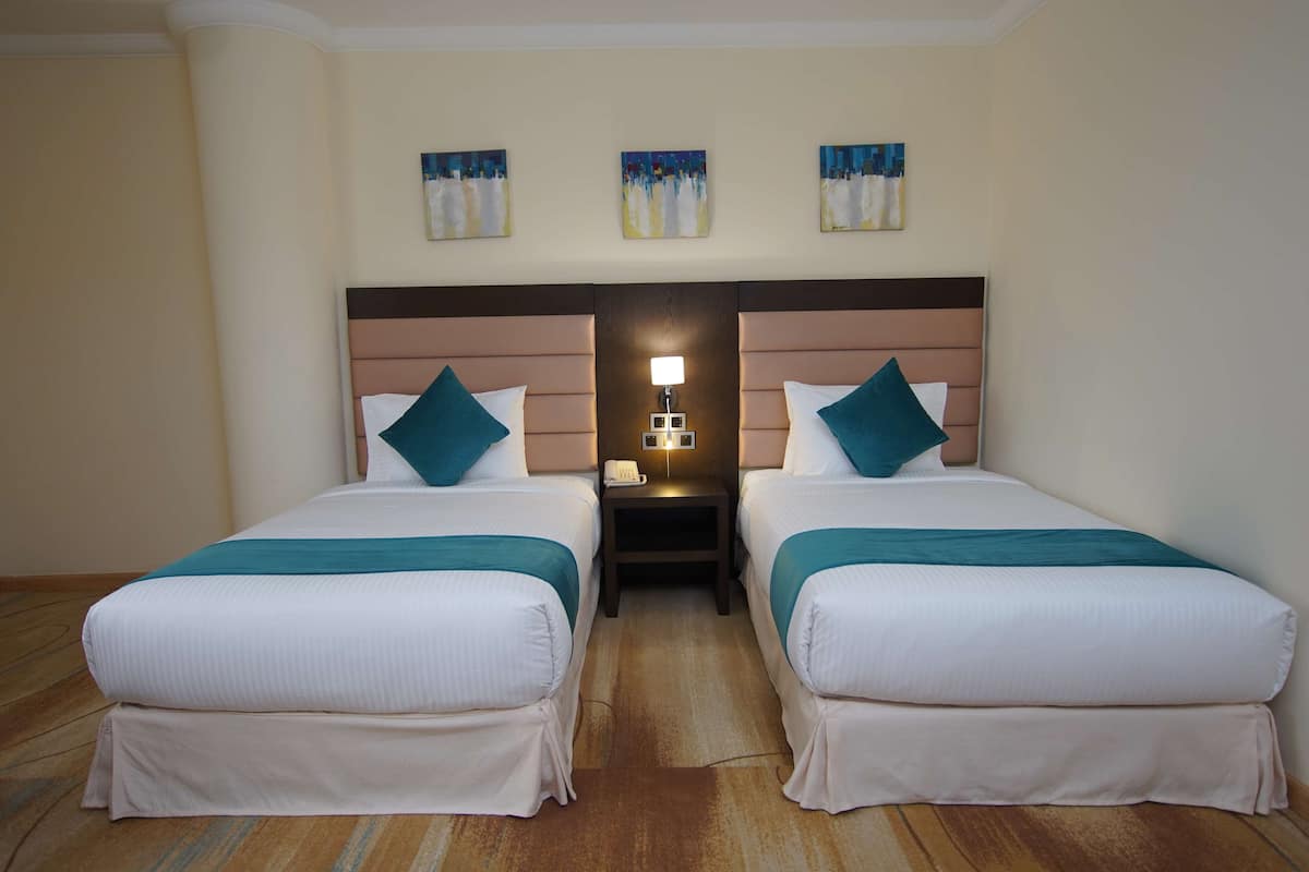 Superior Room, 2 Twin Beds, Non Smoking, Balcony | Minibar, in-room safe, individually decorated, individually furnished