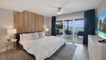 House, Multiple Beds (Lakeshore Adrift) | 6 bedrooms, individually decorated, individually furnished, free WiFi