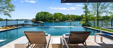 Maison, plusieurs lits (Fox Run w/Heated Pool & Optional Boat) | Piscine | Piscine extérieure (ouverte en saison), piscine chauffée