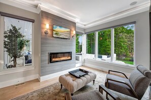 Casa, varias camas (Barefoot on Blarney) | Área de sala de estar