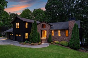 House, Multiple Beds (Ambassador Ridge w/Optional Boat Rent) | Exterior - Ambassador Ridge W/optional Boat Rental (Sherrills Ford)