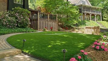 House, Multiple Beds (Ambassador Ridge w/Optional Boat Rent) | Property grounds