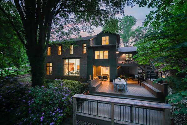 House, Multiple Beds (Ambassador Ridge w/Optional Boat Rent) | Terrace/patio - Ambassador Ridge W/optional Boat Rental (Sherrills Ford)