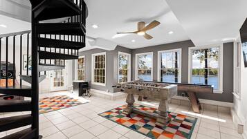 Rumah, Beberapa Tempat Tidur (Hillstone Ridge) | Interior