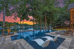 Casa, varias camas (Northshore Landing) | Alberca | Alberca climatizada