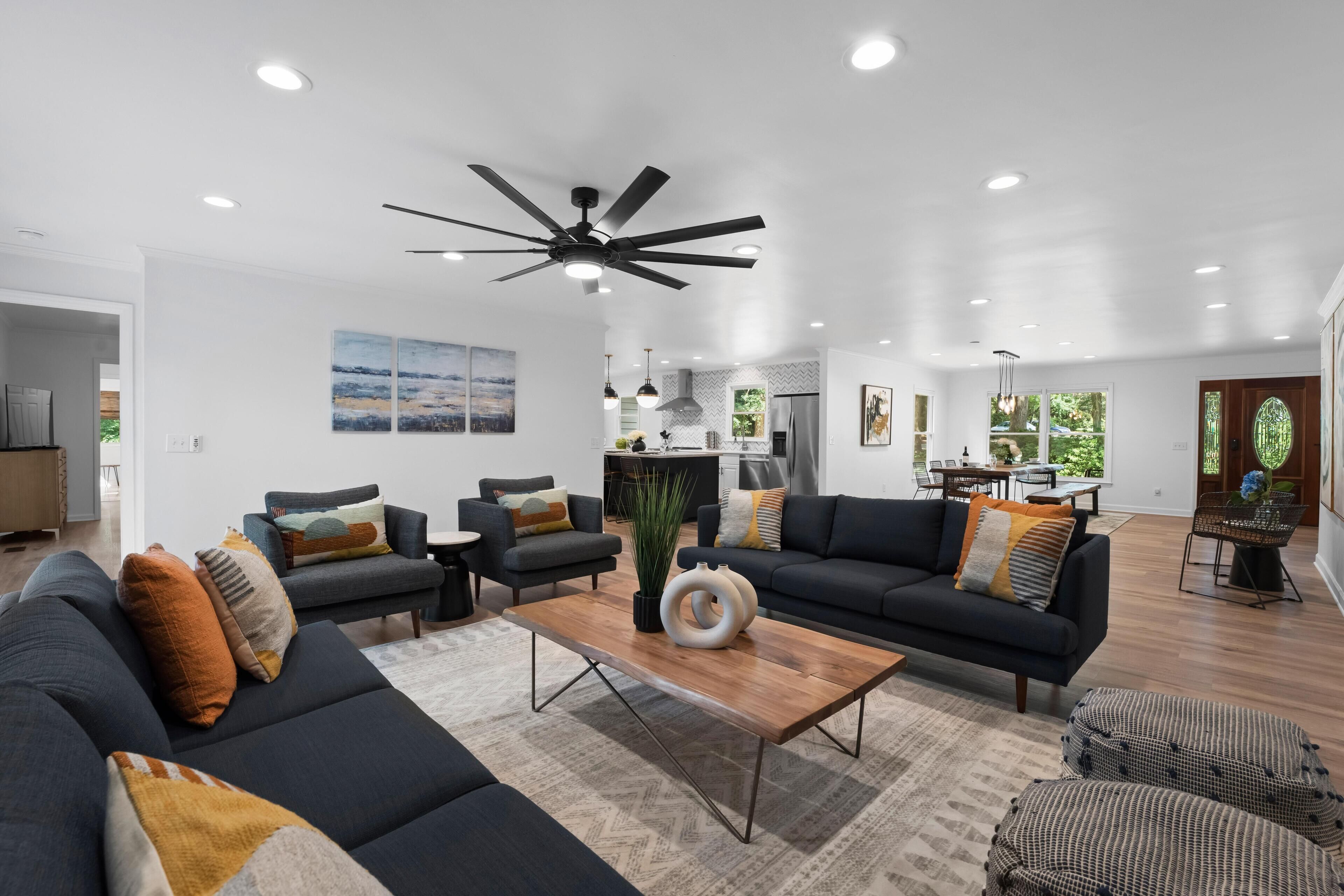 Nhà, nhiều giường (Queens Cove) | Khu phòng khách