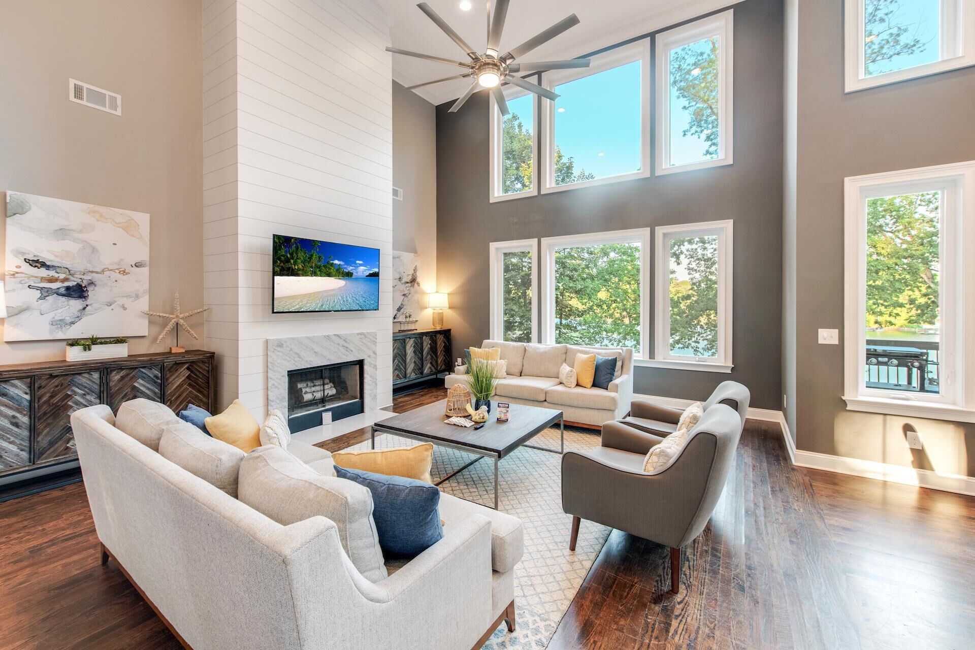 House, Multiple Beds (Ruby Arrival) | Living area