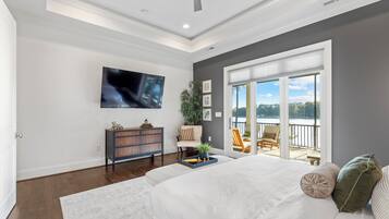 7 bedrooms, individually decorated, individually furnished, free WiFi