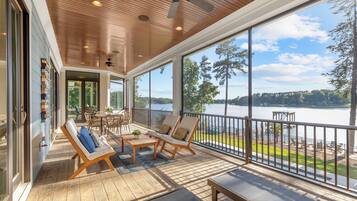 House, Multiple Beds (Mallard Vestige) | Lake view
