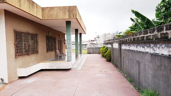 Enceinte de l’hébergement