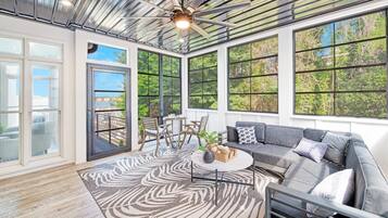 Rumah, Beberapa Tempat Tidur (Sterling on Strawpocket) | Halaman properti