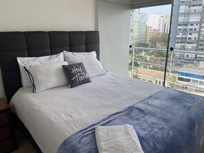2 quartos, ferros/tábuas de passar roupa, Wi-Fi, roupa de cama