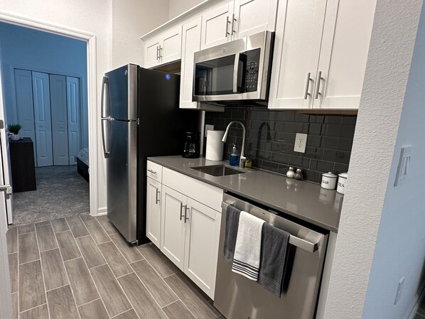 Private kitchen - Entire Guest House Near Disney (Davenport)