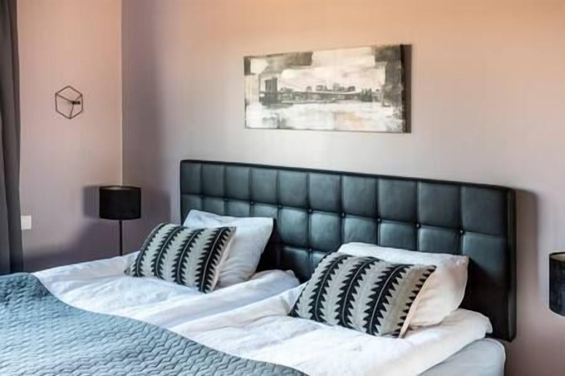 4 Schlafzimmer, Bügeleisen/Bügelbrett, Reisekinderbett, WLAN