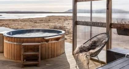 ---Lakefront Villa---