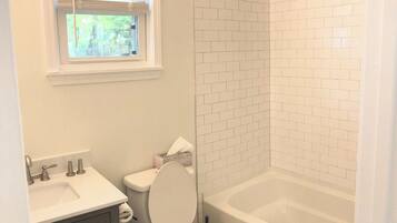 Hårtork och handdukar