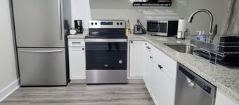 New & Clean 2 Bed Walltown Home.  Walk to Duke! A