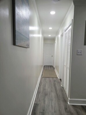 Interior - New & Clean 2 Bed Walltown Home. Walk to Duke! A (Durham)