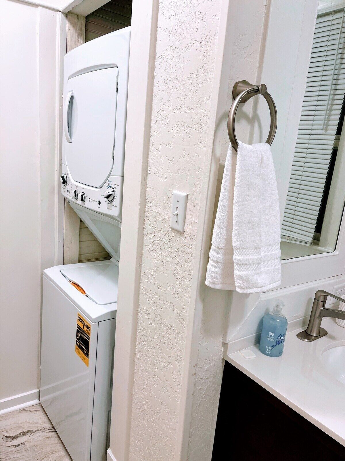 ヘアドライヤー、タオル