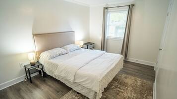 2 bedrooms, desk, iron/ironing board, free WiFi