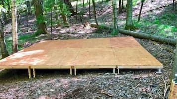 Enceinte de lâhĂ©bergement