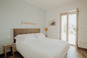 3 chambres, fer et planche à repasser, accès au Wi-Fi (inclus)