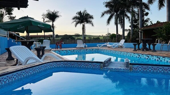 Indoor pool, 2 outdoor pools - Pousada das Cores (Olímpia)