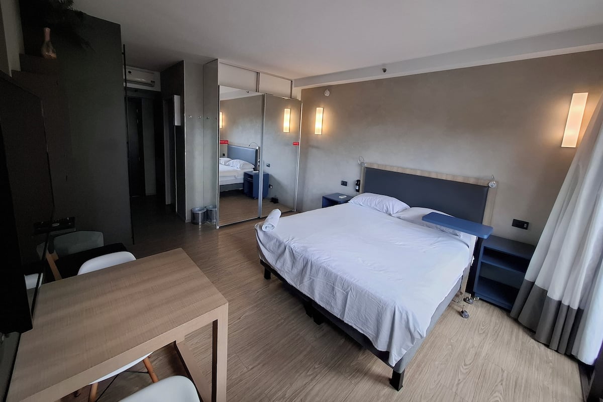 Apartamento econômico | Roupas de cama de algodão egípcio, roupas de cama premium