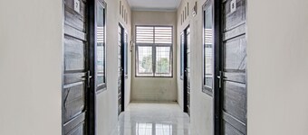 Spot On 91828 Homestay Dinda Syariah