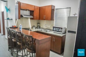Apartment | Private kitchen - Torre Roma (Mazatlán)