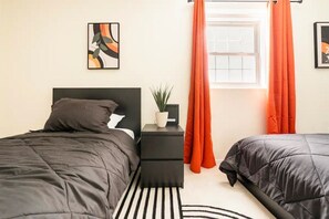 2 bedrooms, WiFi, bed sheets