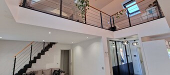 Villa Neuve Tout Confort et Extra Spacieuse Entièrement Climatisée