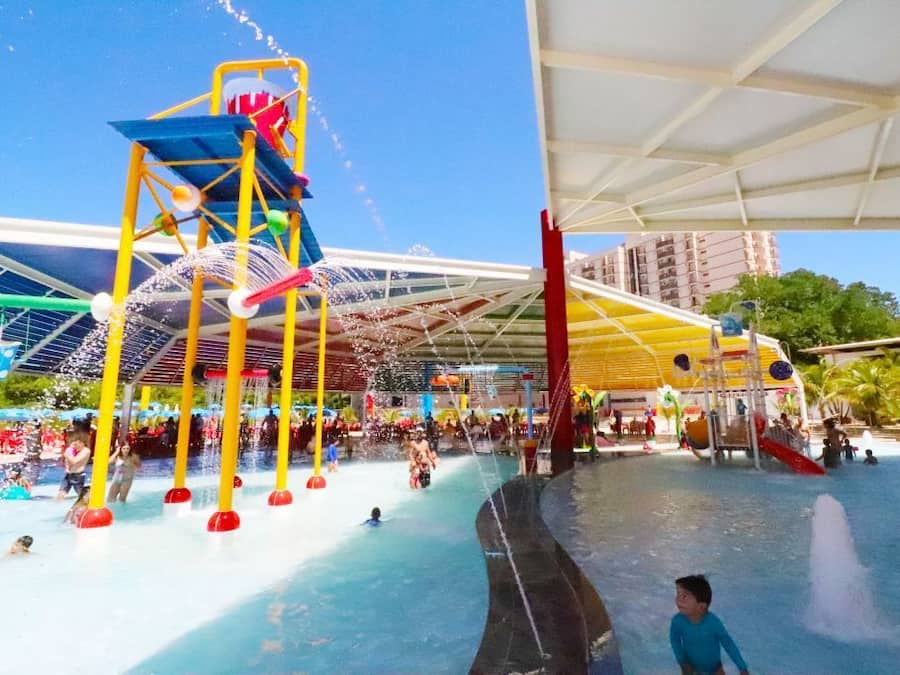 2 outdoor pools, a heated pool, open 8:00 AM to 10:00 PM, pool umbrellas