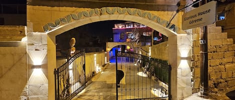 Esterni