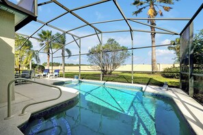 Beheizter Pool