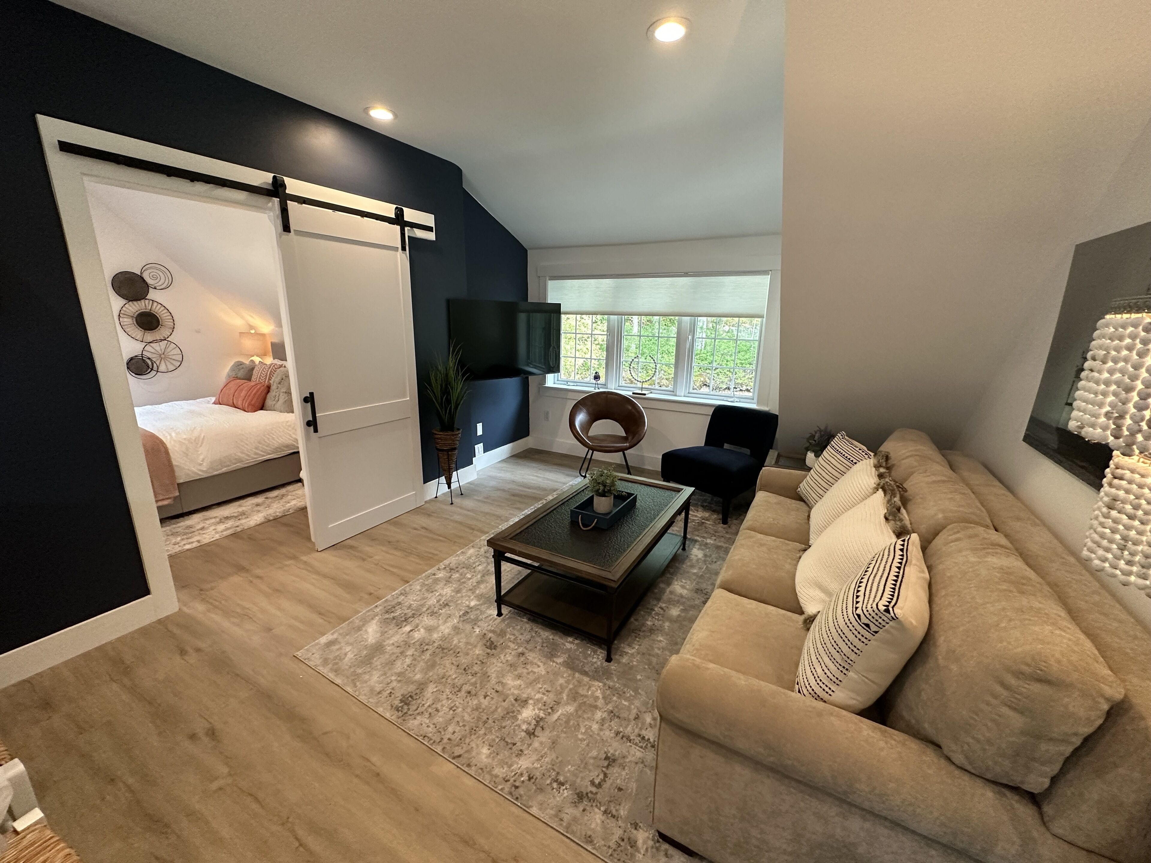 1 chambre, fer et planche à repasser, Wi-Fi gratuit, draps fournis
