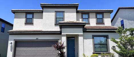 House, 4 Bedrooms | Exterior