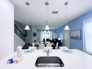 Casa, 3 habitaciones | Restaurantes