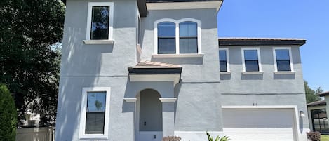 House, 3 Bedrooms | Exterior