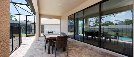 Rumah, 4 kamar tidur | Tempat makan outdoor