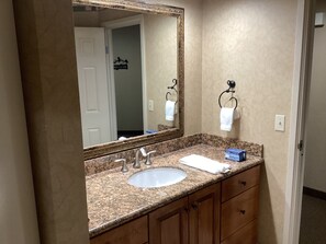 Bathroom - The Ridge (Stateline)