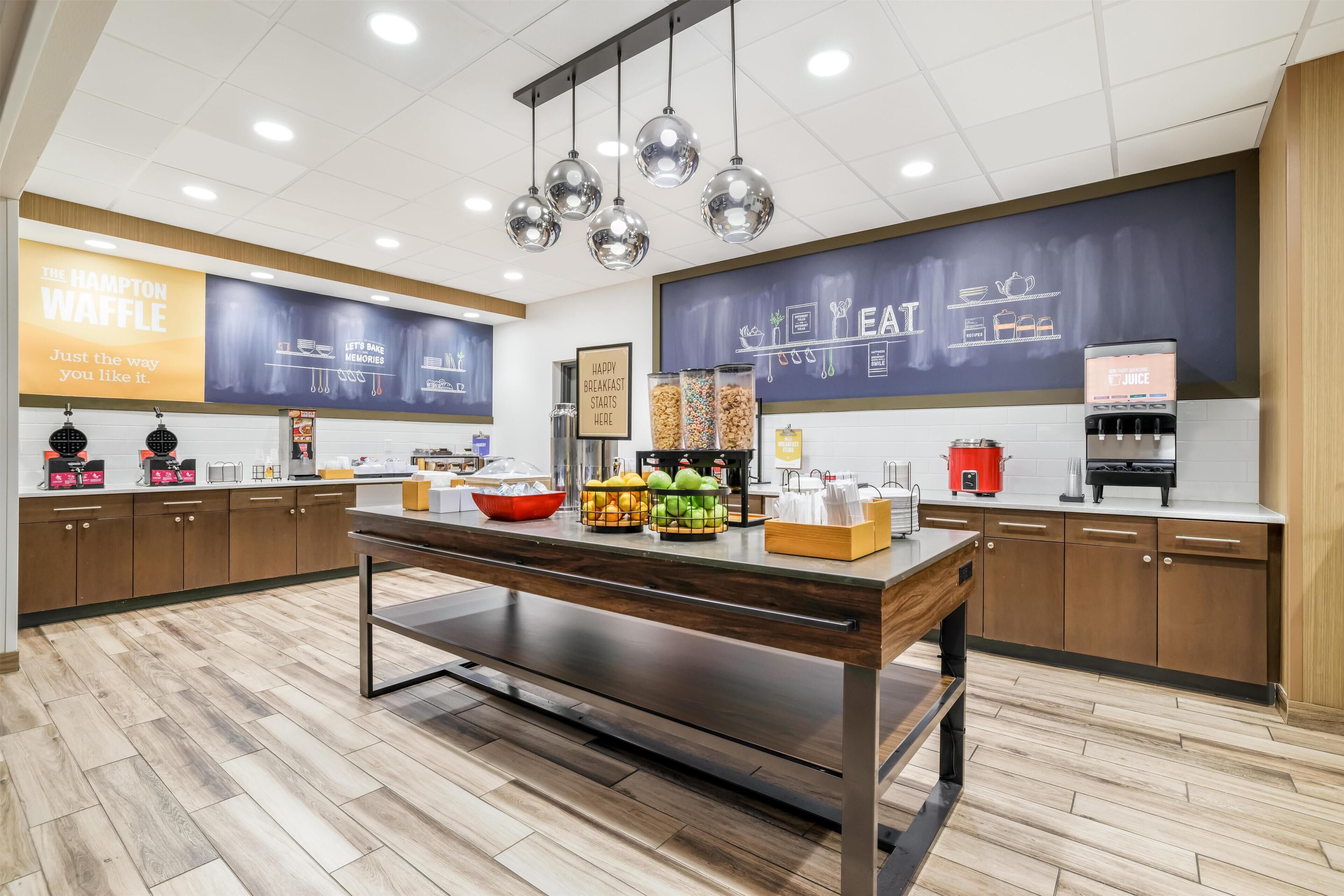 包含每日自助早餐