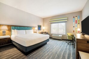 Desk, blackout drapes, soundproofing, iron/ironing board - Hampton Inn Fort Myers Downtown (Fort Myers)