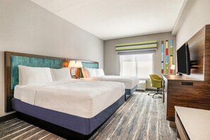 책상, 암막 커튼, 방음 설비, 다리미/다리미판