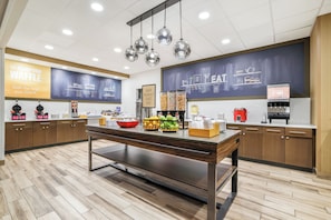 Gratis morgenmadsbuffet hver dag